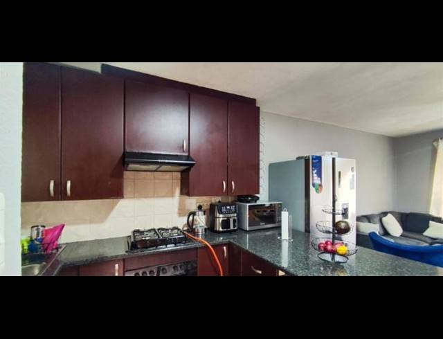 2 BEDROOM APARTMENT FOR SALE IN RAVENSKLIP